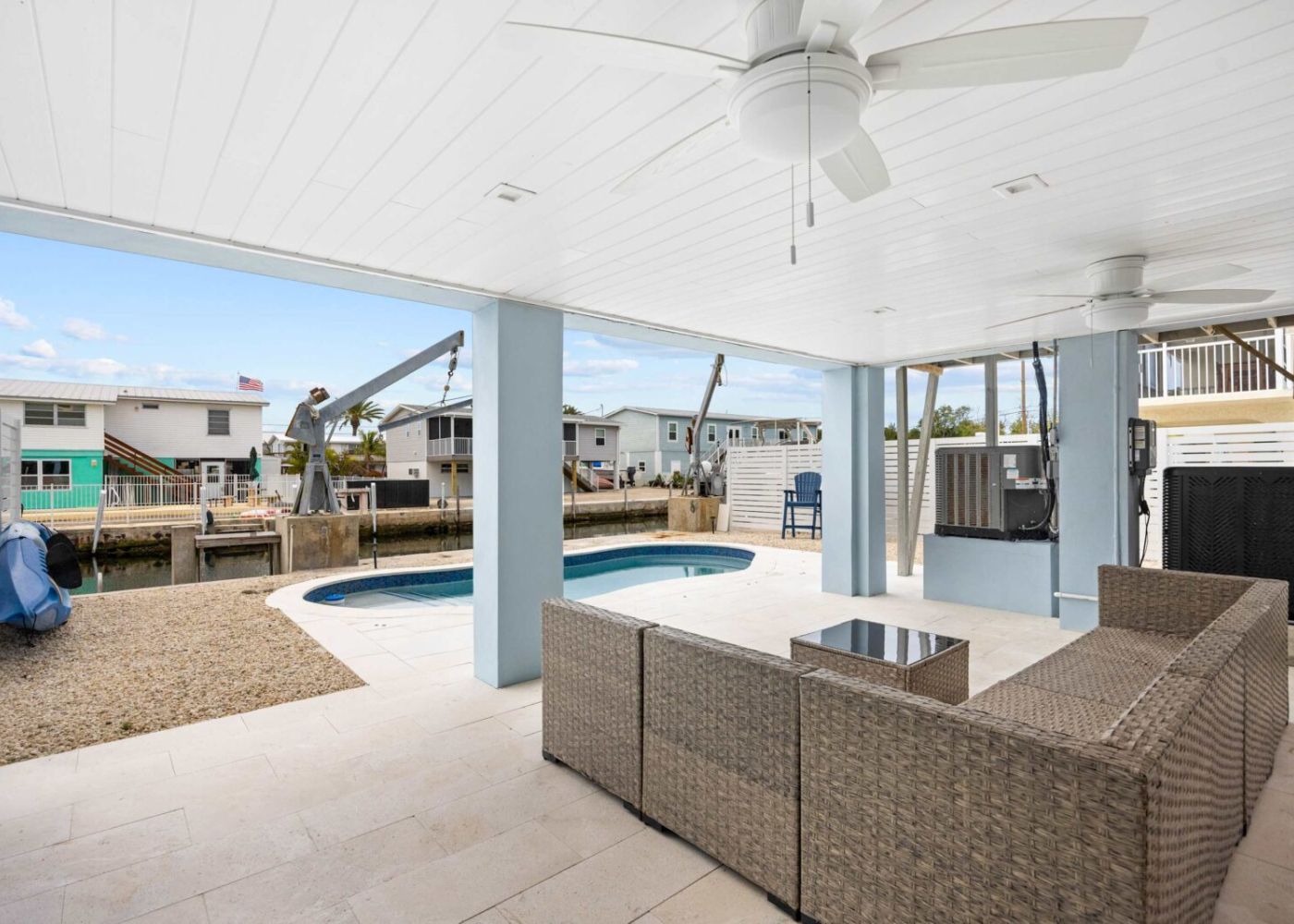 Fwj0xlx8yxl9vujqsros 0199f7d8