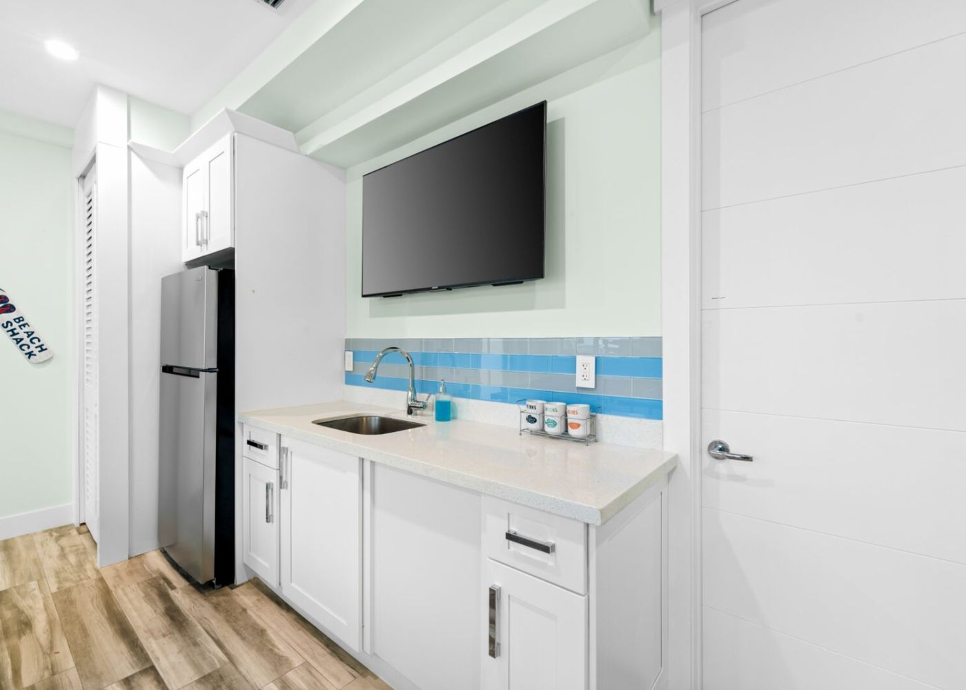 B0tquifv5aphiua0a1eu 26f2e56e