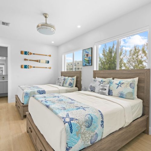 Perfect for families, two bedrooms boast two comfortable queen-size beds.