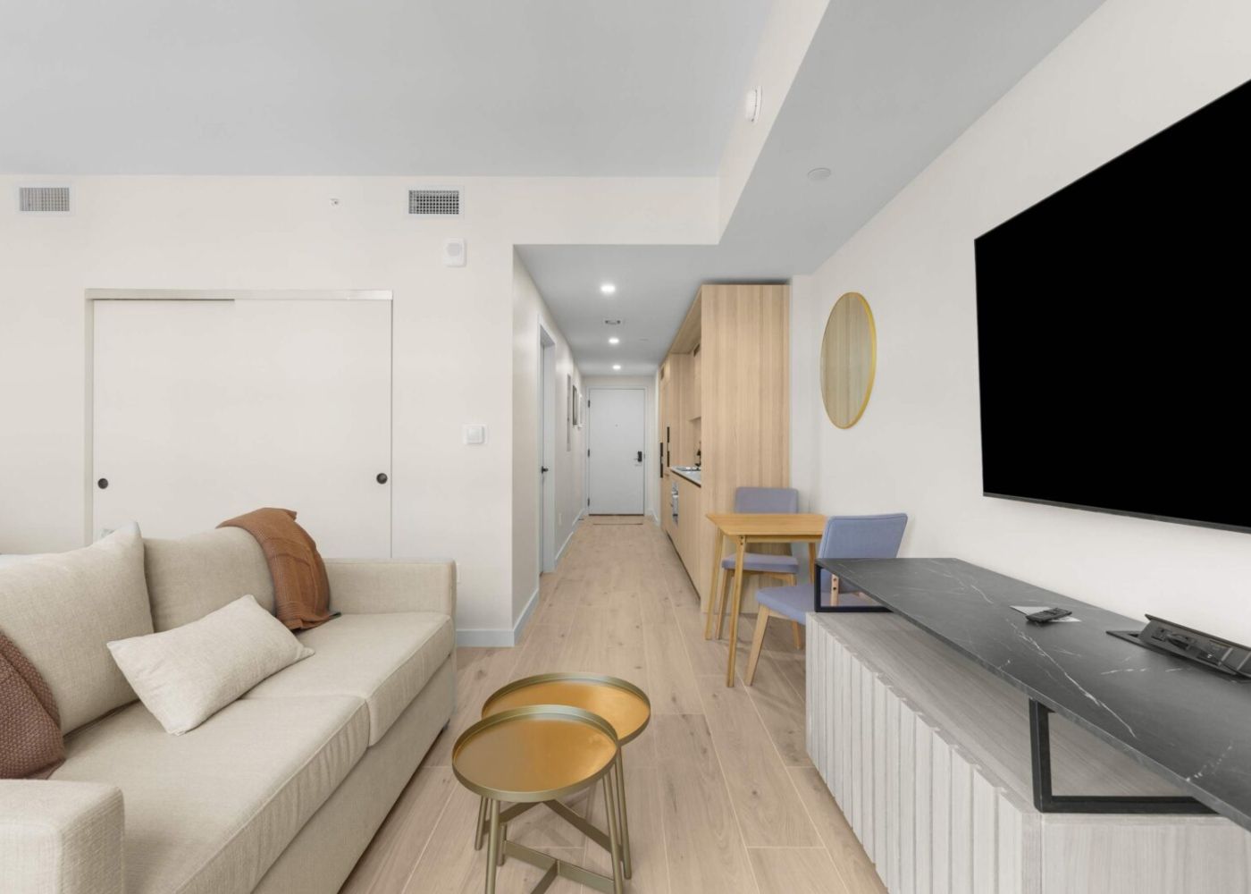 Chillhaus 5 fgbal 2f3cfb05