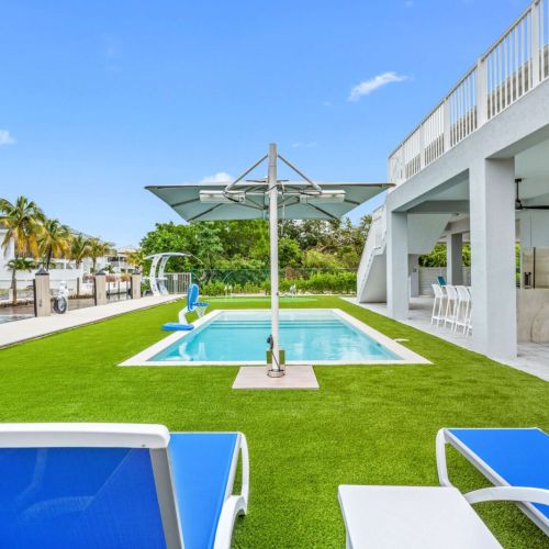 Claim a lounger, drop your phone, and let the florida keys sunshine handle the rest.