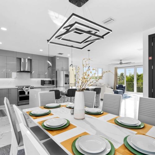 Cook, sip, laugh, repeat. This space was built for unforgettable nights with the whole crew.