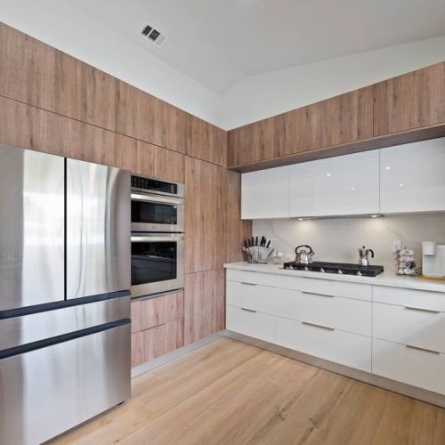 You will quickly forget about your kitchen amenities once you set your sights on our modern cooking appliances.