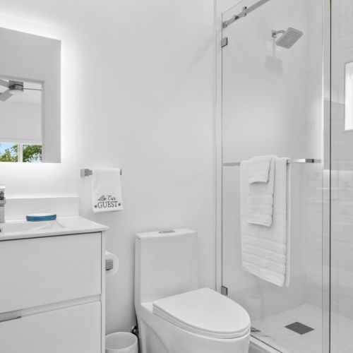 Wash off the salt and sunshine before heading out for sunset drinks on the water