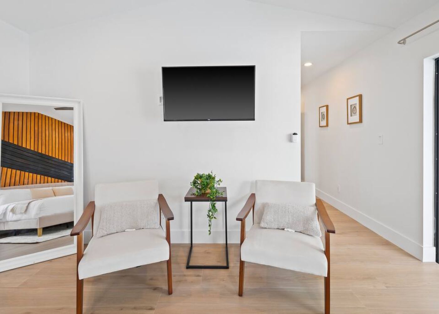 Original 729895415924628131 1502509383 556e6e0c