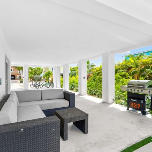 Ovss6qmgl1sjpwhhswcy 57c92569