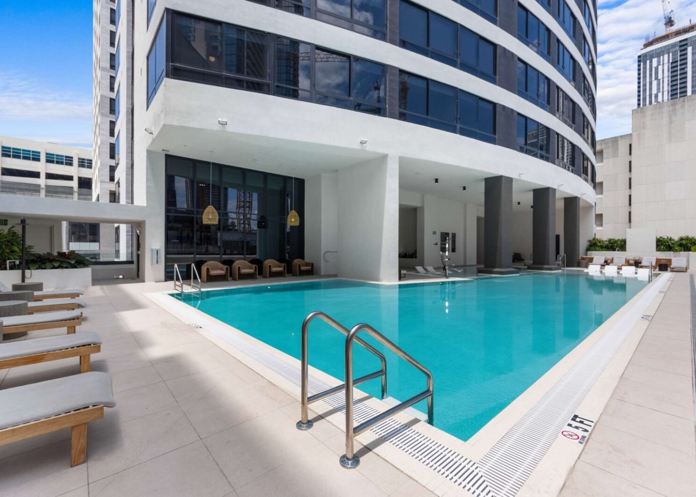 Chillhaus 16 gwy 593585a3