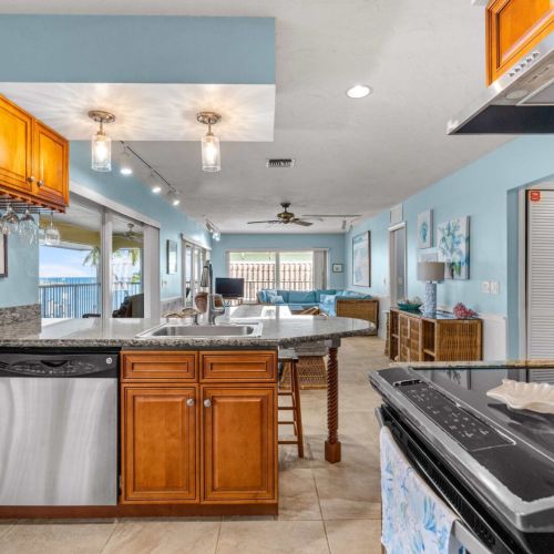 Everything you need to keep island living easy and relaxed.