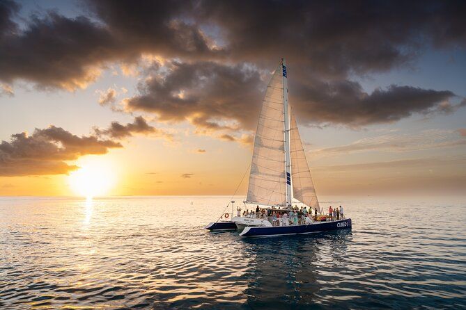 Catch mahi mahi at marathon hump: premier fishing spot in the florida keys for trophy dorado.