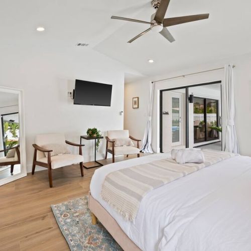 Step in front of the mirror and take one final look at your evening attire before going out.