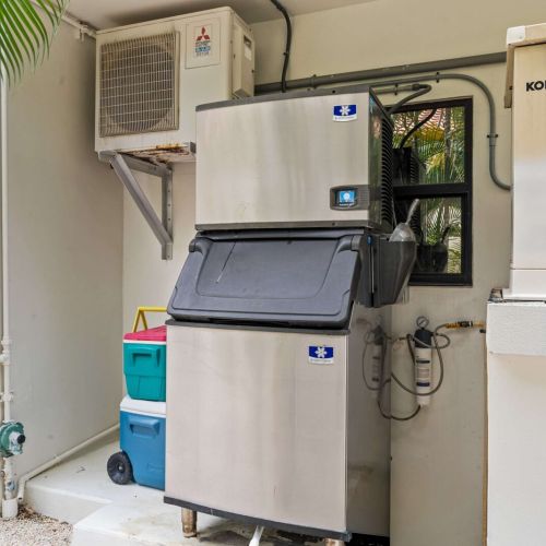 Commercial ice machine on site so coolers stay packed and drinks stay cold all day.