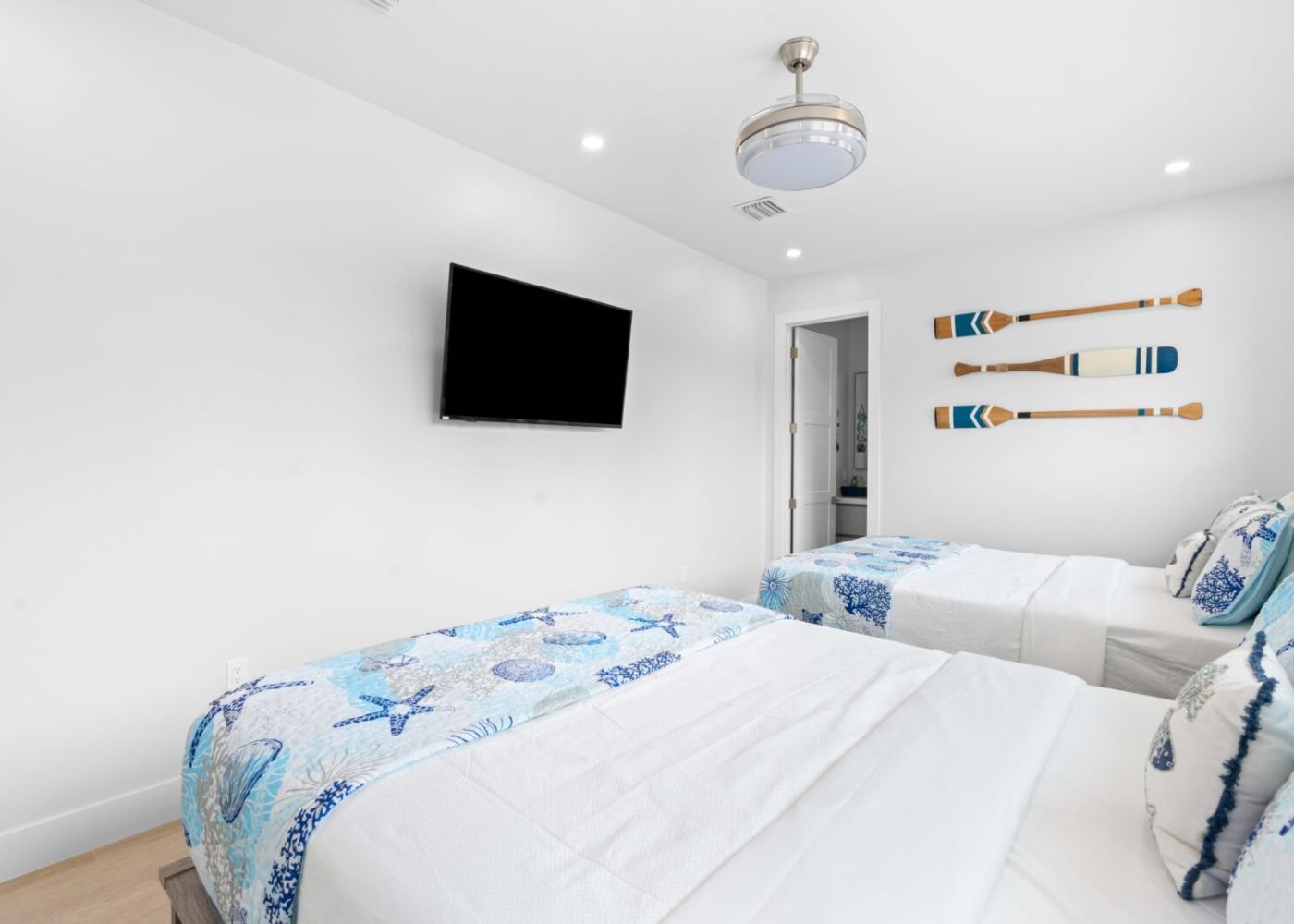 Ec0vbqsbg7ccmjmlsnjc 1 86d16827