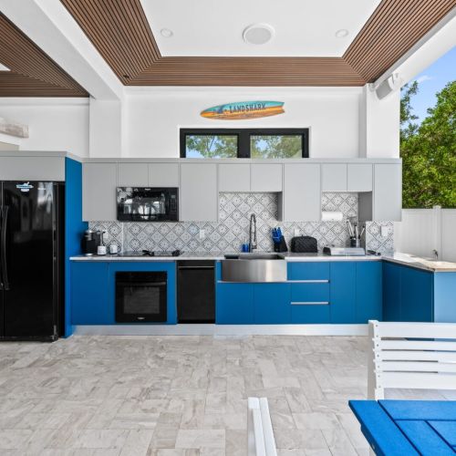 Experience the best of outdoor living with the fully equipped kitchen.