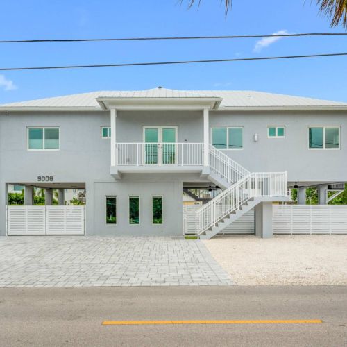 Clean, modern, and all yours. The trip officially starts the second you park.