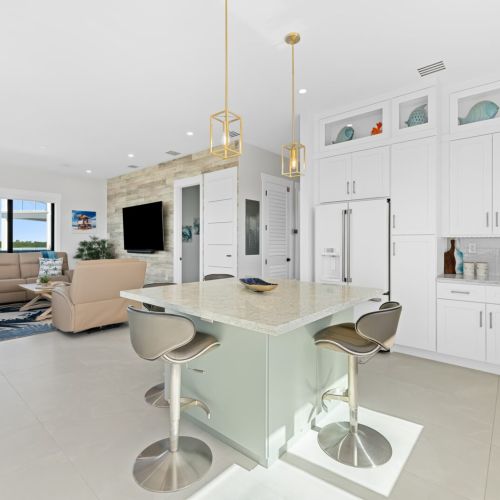 Full chef's kitchen with a view!