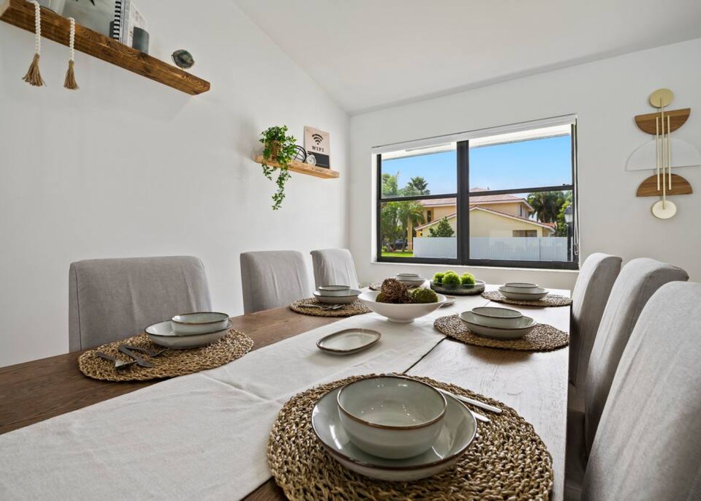 Original 729895415924628131 1502509726 b63a0db3