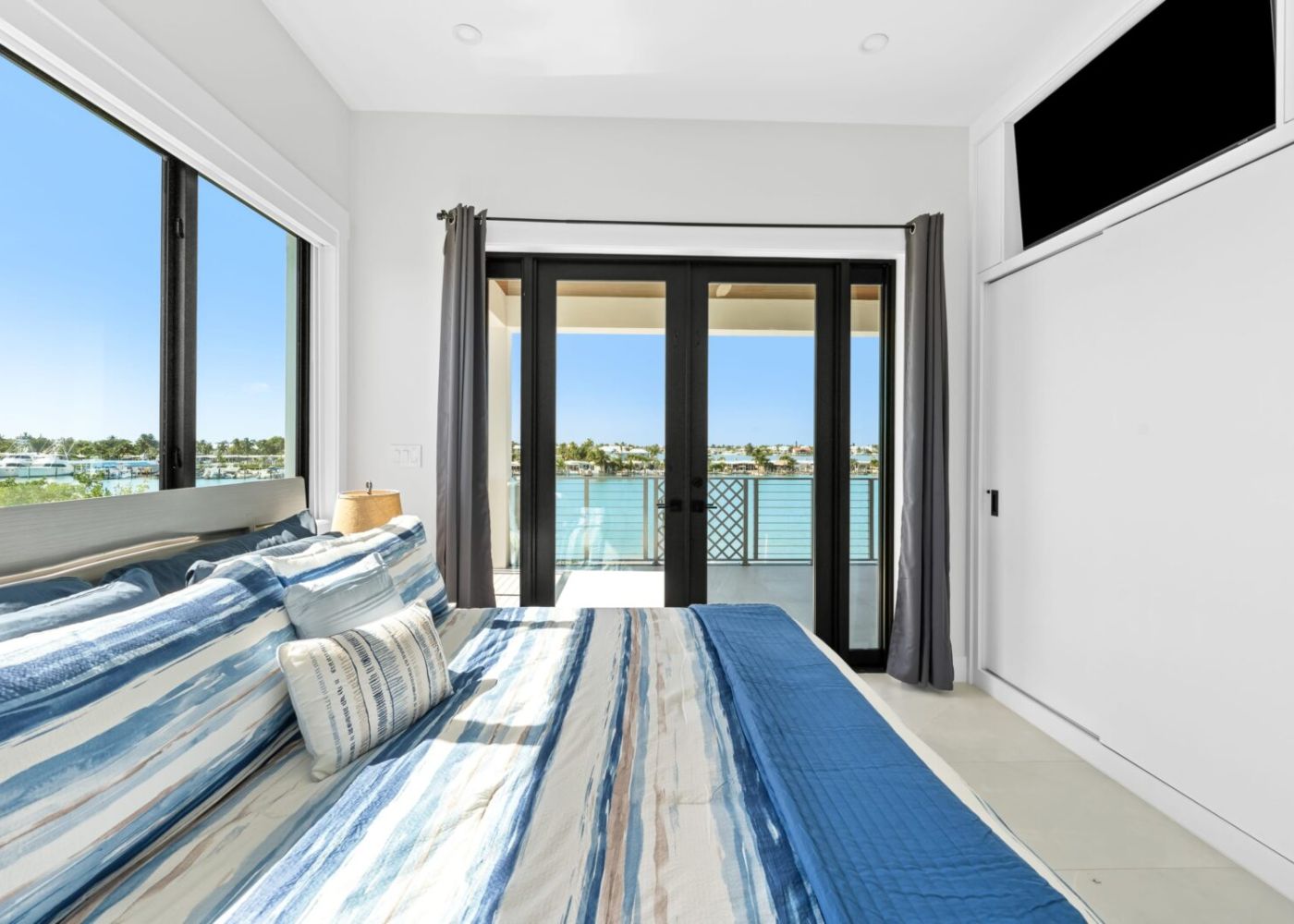 Mytt1l6kwkymoirmsrmr 1 b73f756d