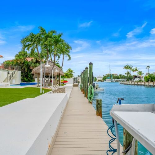 Walk straight from the backyard to the dock and launch into the clear blue canal.