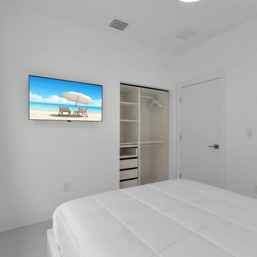 Bright and airy room with beach-inspired decor and stunning ocean views!