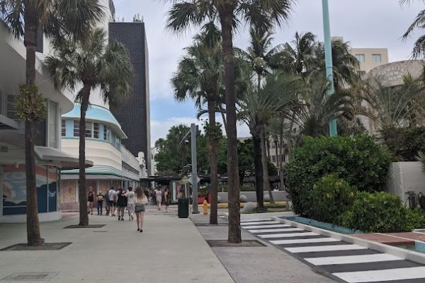 Lincoln road mall