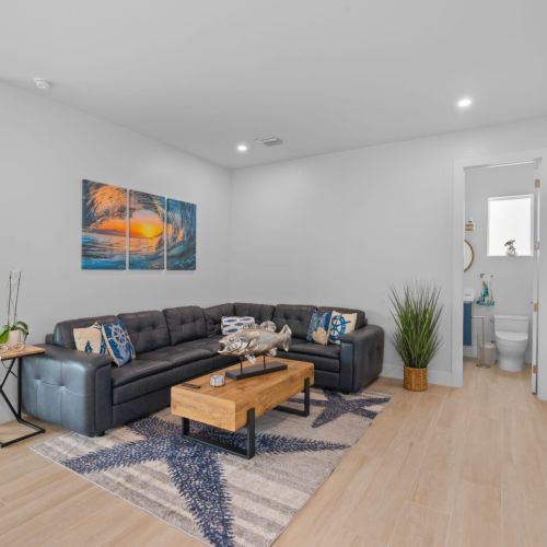 There’s more than enough space for everyone on the large sofa.