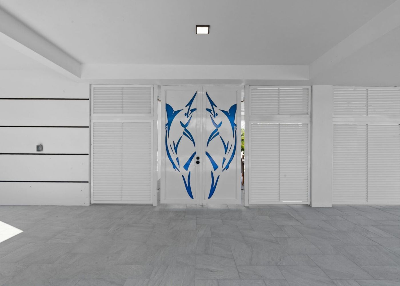 Sdrm0vofi6y00byjjxbs e6be5b24