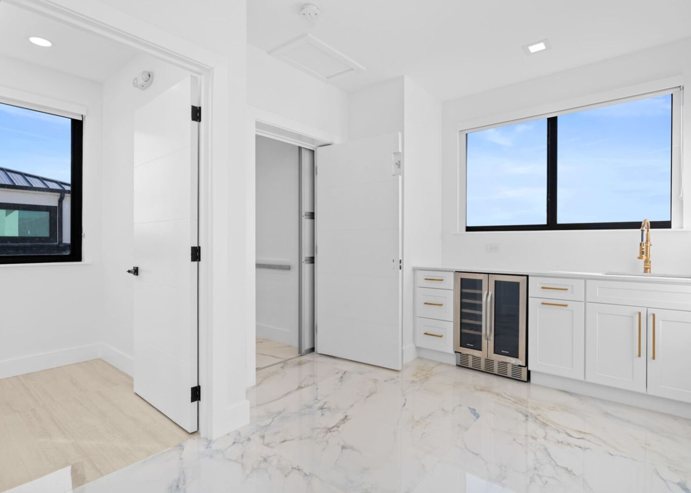 Zbhj6unt17ujoksbnngo fb9e745f